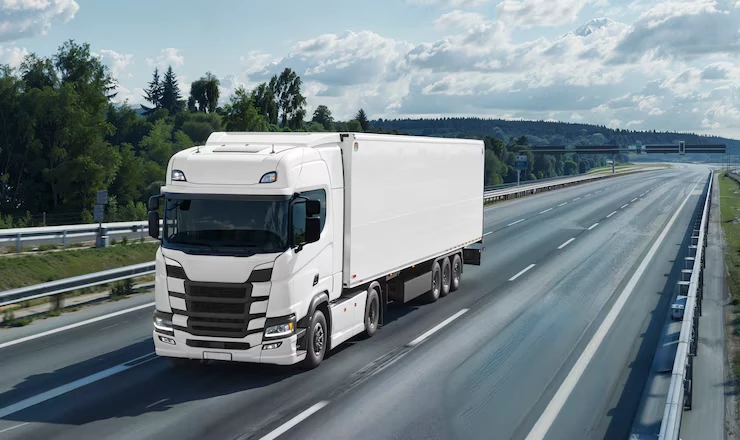 Flota de camiones en base